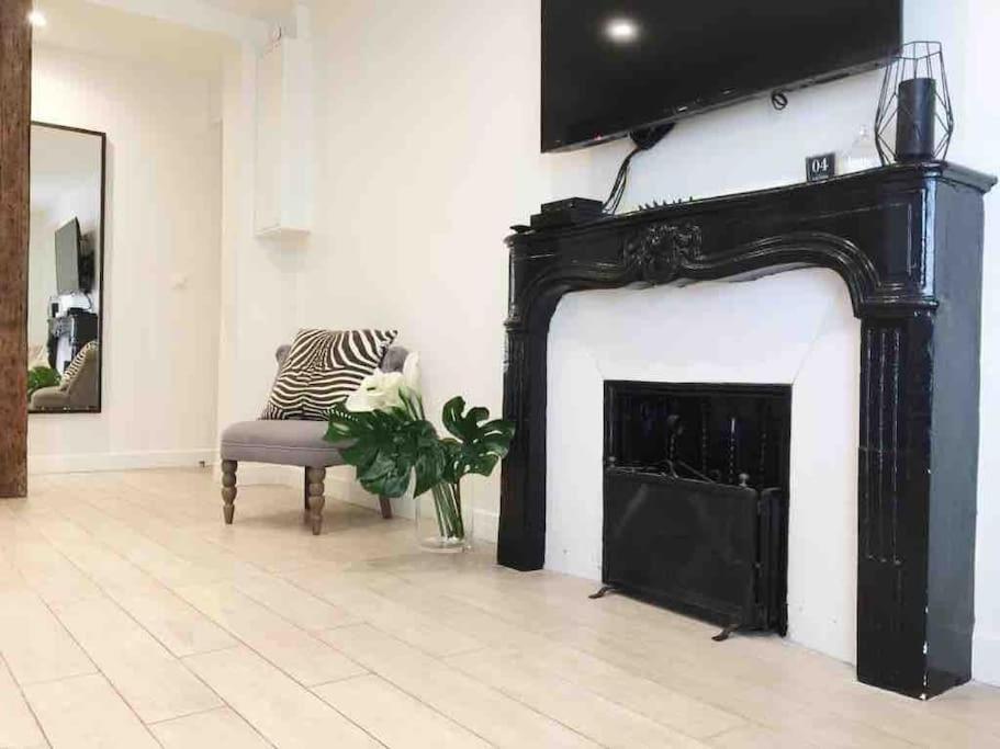 Central Apartment In The Heart Of The Marais With Air Conditioning Paris Eksteriør bilde