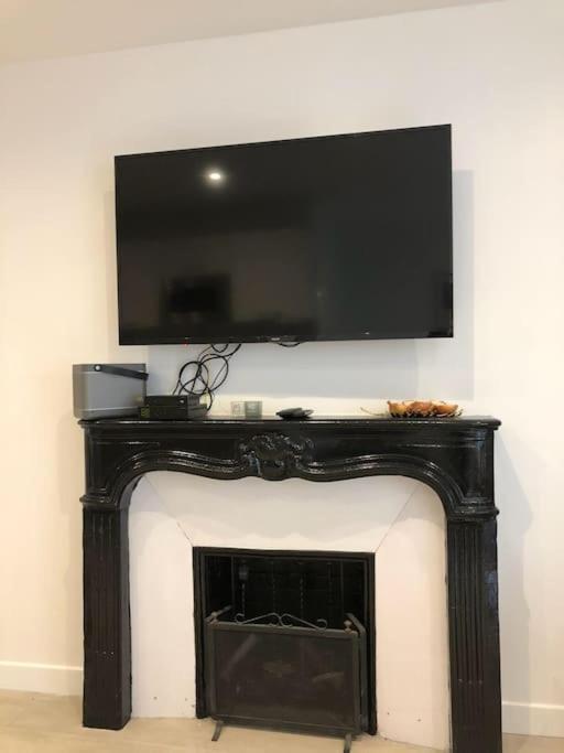 Central Apartment In The Heart Of The Marais With Air Conditioning Paris Eksteriør bilde