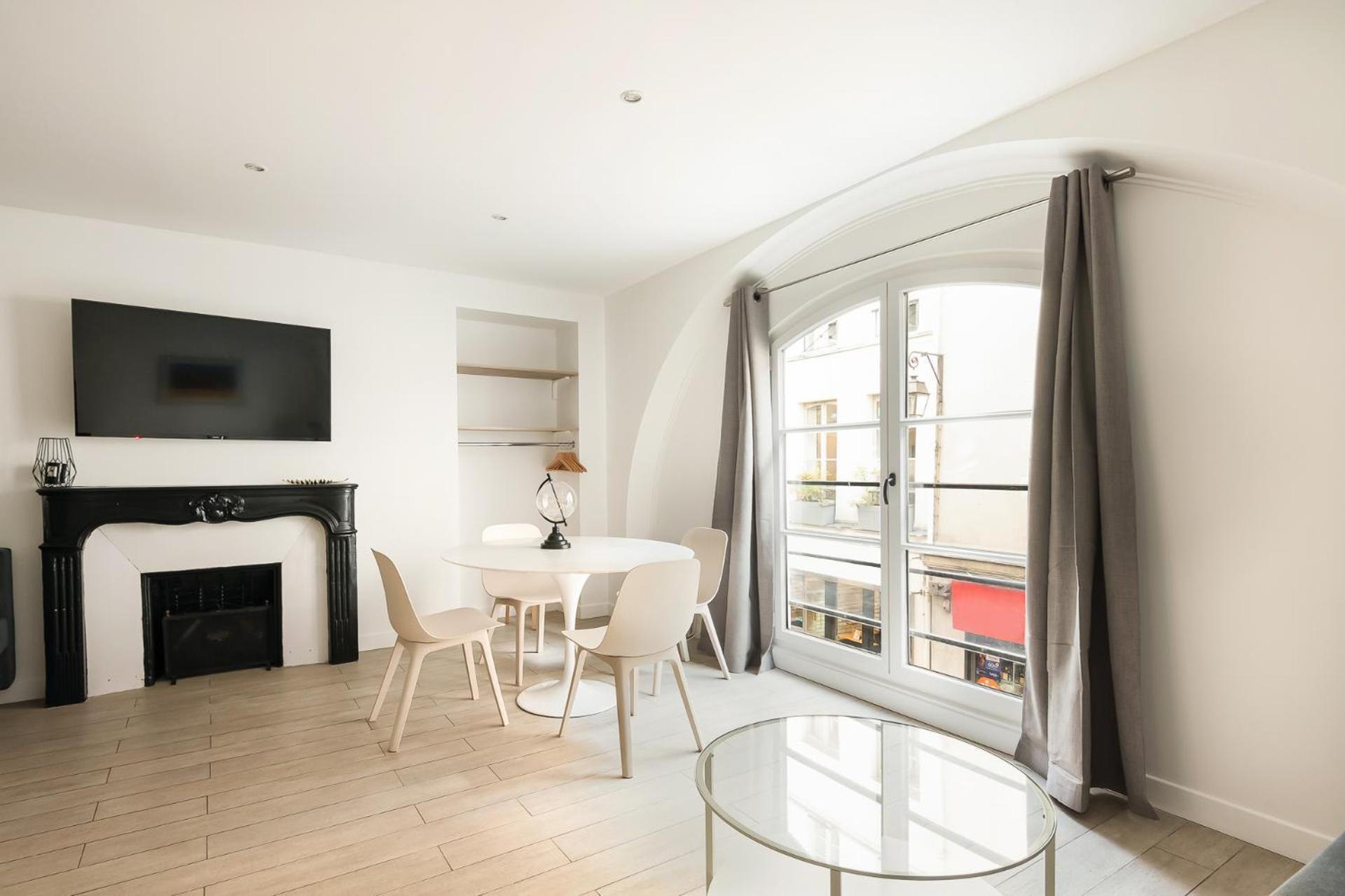Central Apartment In The Heart Of The Marais With Air Conditioning Paris Eksteriør bilde