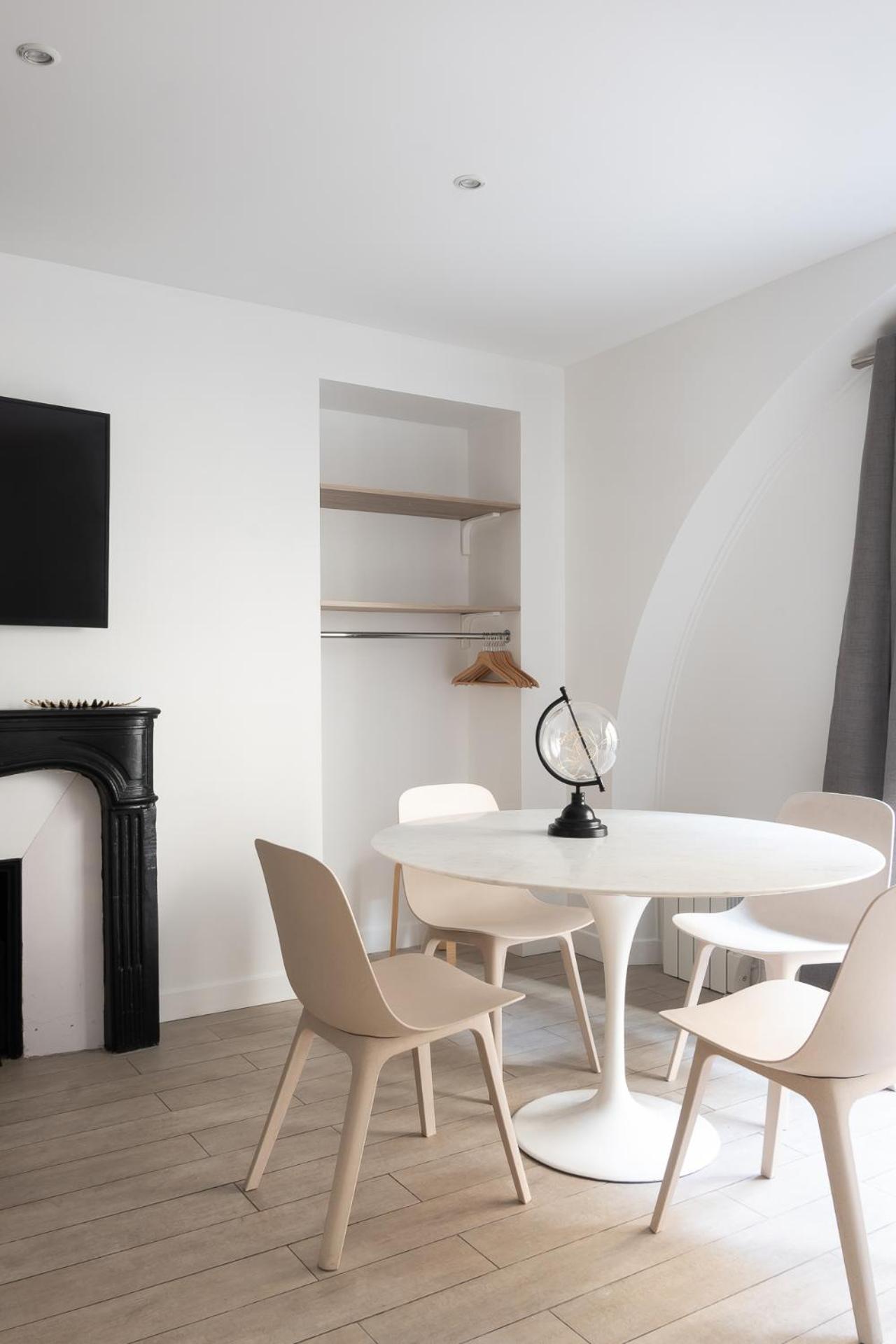 Central Apartment In The Heart Of The Marais With Air Conditioning Paris Eksteriør bilde